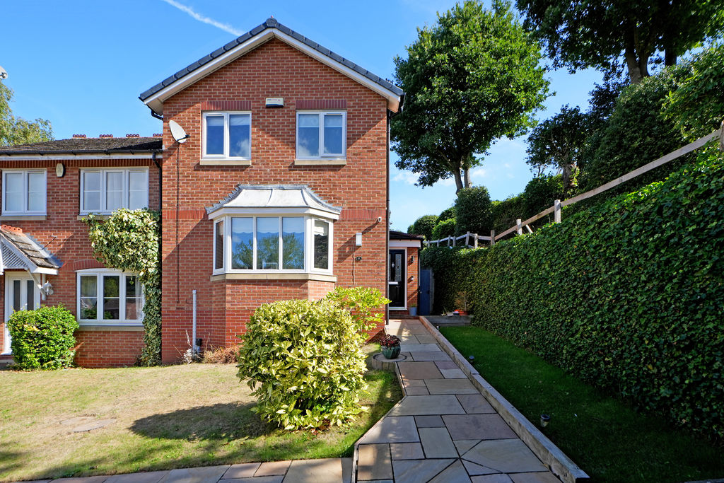 Periwood Drive Millhouses